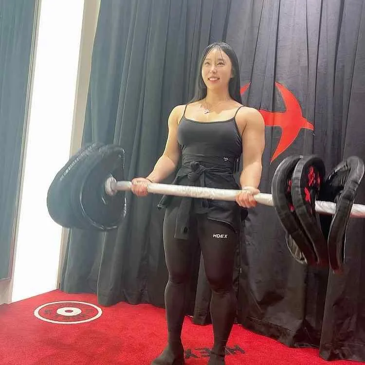An Da Jeong (Physical 100) - an-da-jeong-physical-100-13.webp